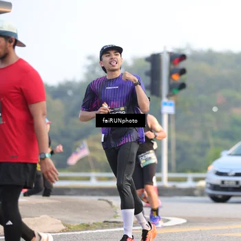 Runner Photo 6488724