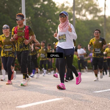 Runner Photo 6488741