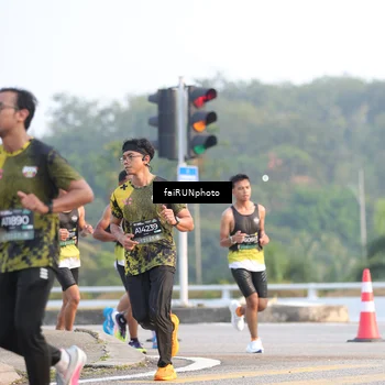 Runner Photo 6488792