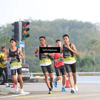 Runner Photo 6488830