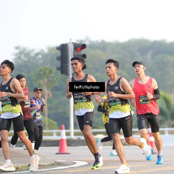 Runner Photo 6488834