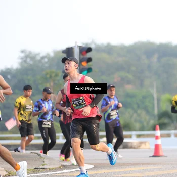 Runner Photo 6488860