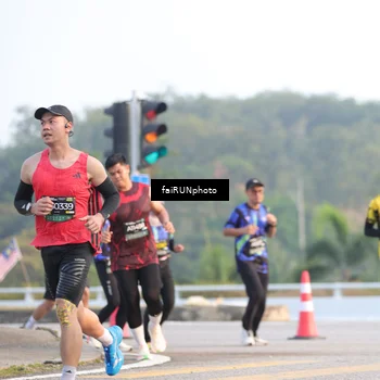 Runner Photo 6488889