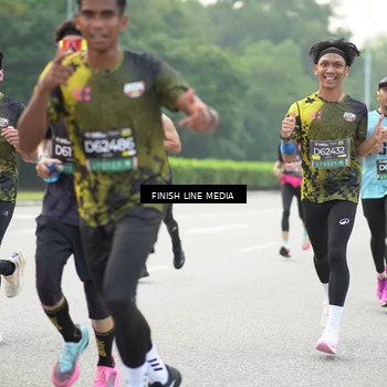 Runner Photo 6488899