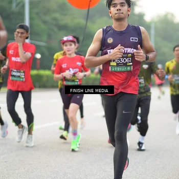 Runner Photo 6488928