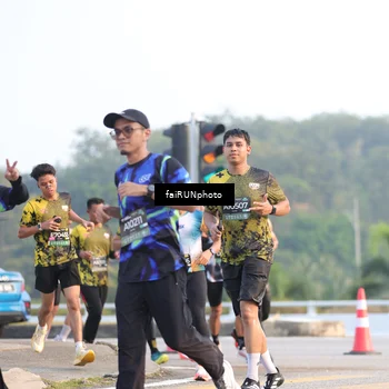 Runner Photo 6488976