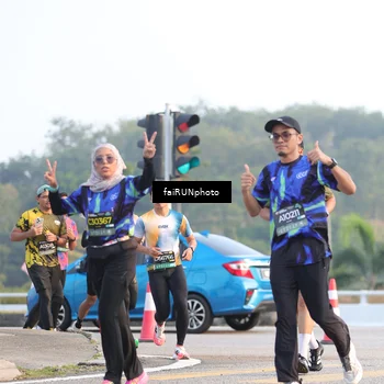 Runner Photo 6488977