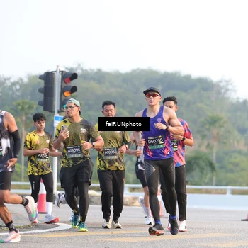 Runner Photo 6489058