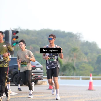 Runner Photo 6489083