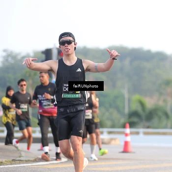 Runner Photo 6489297