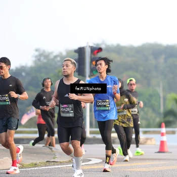 Runner Photo 6489298