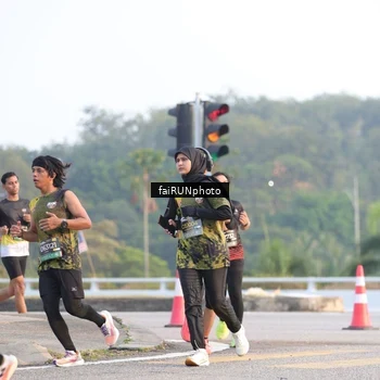 Runner Photo 6489333