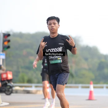 Runner Photo 6489335