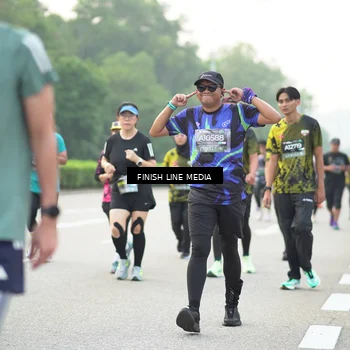 Runner Photo 6489369