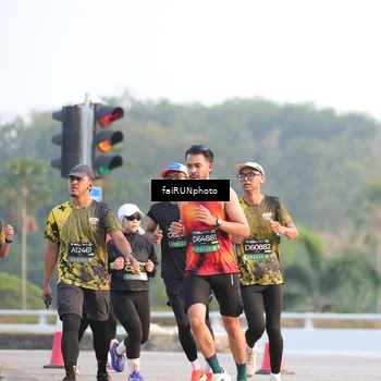 Runner Photo 6489758