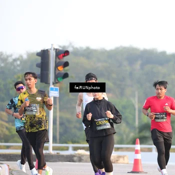 Runner Photo 6489803