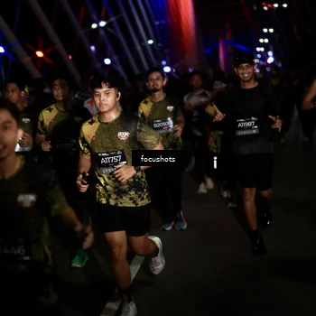 Runner Photo 6490002