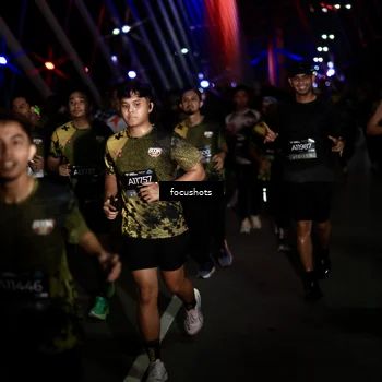 Runner Photo 6490004