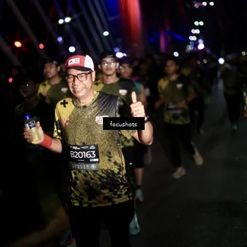 Runner Photo 6490024