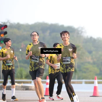 Runner Photo 6490089