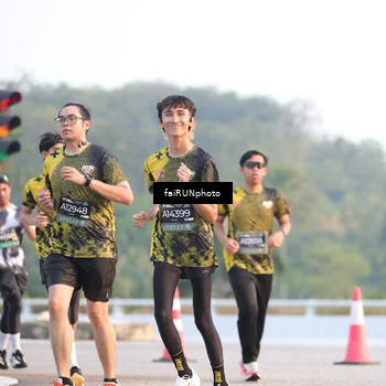 Runner Photo 6490096
