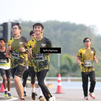 Runner Photo 6490118