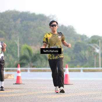 Runner Photo 6490130