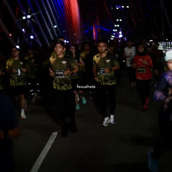 Runner Photo 6490177