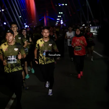Runner Photo 6490192