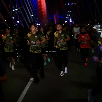 Runner Photo 6490200