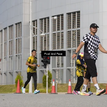Runner Photo 6490288