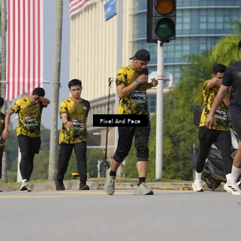 Runner Photo 6490316