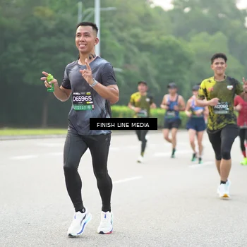 Runner Photo 6490326