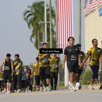 Runner Photo 6490346