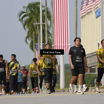 Runner Photo 6490370