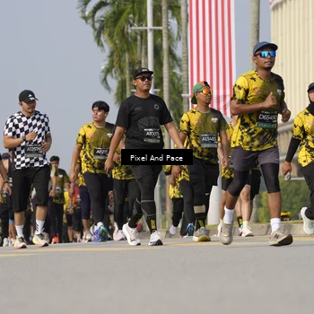 Runner Photo 6490412