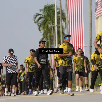 Runner Photo 6490415