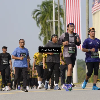 Runner Photo 6490452