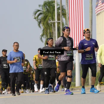 Runner Photo 6490457