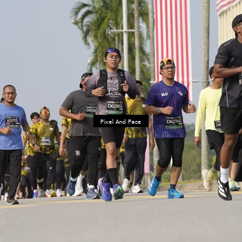 Runner Photo 6490467