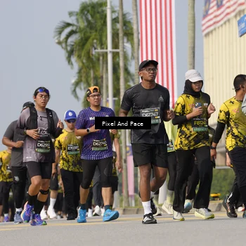 Runner Photo 6490492