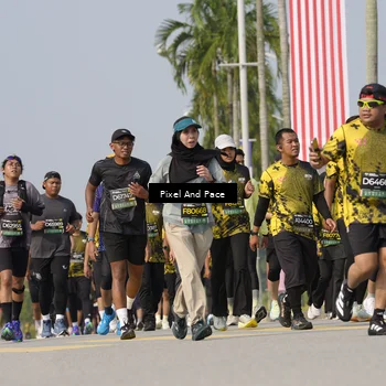 Runner Photo 6490510