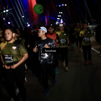 Runner Photo 6490535