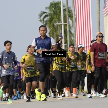 Runner Photo 6490551