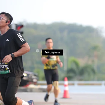 Runner Photo 6490558