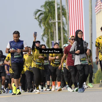 Runner Photo 6490596