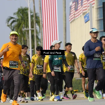 Runner Photo 6490597