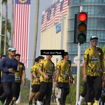 Runner Photo 6490600