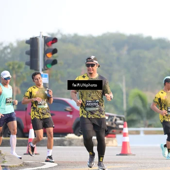 Runner Photo 6490605