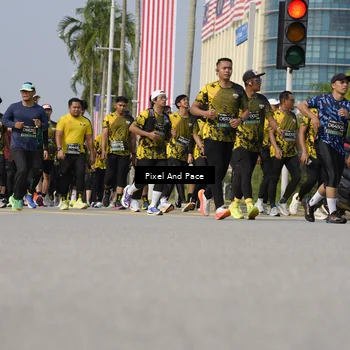 Runner Photo 6490617